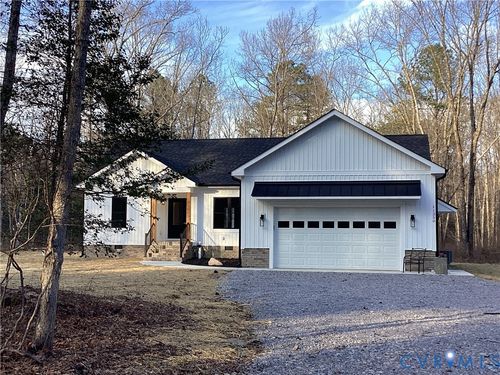 11350 County Dr, Disputanta, VA, 23842-7546 | Card Image