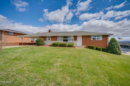 801 Mimosa Dr, Kingsport, TN, 37660-2539 | Card Image
