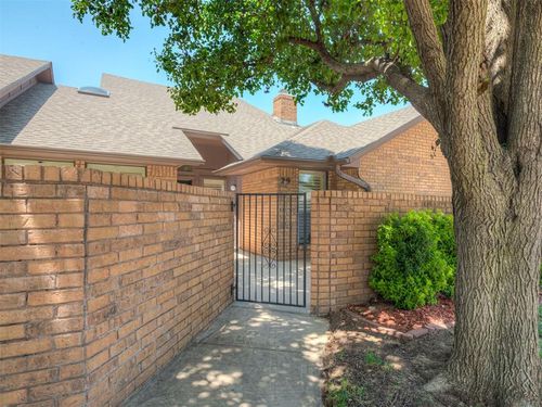 29-1899 Saddleback Blvd, Norman, OK, 73072-2857 | Card Image