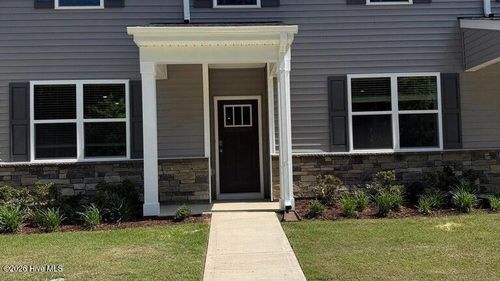 2043 Clock Rd, New Bern, NC, 28562-1401 | Card Image