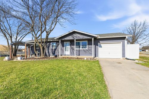 523 Circle Ct, Burrton, KS, 67020-9092 | Card Image