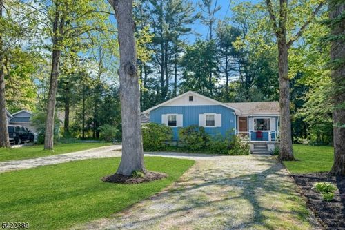 23 Cottonwood Ct, Hardyston, NJ, 07460-1207 | Card Image