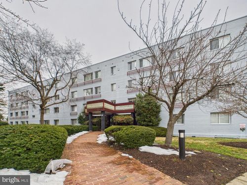apt-406-3701 5th St S, ARLINGTON, VA, 22204-1651 | Card Image