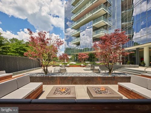 apt-3c-2100 Hamilton St, PHILADELPHIA, PA, 19130-3596 | Card Image