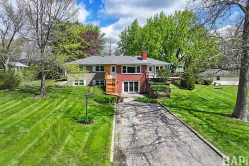 654 Harvard Ave, Barrington, IL, 60010-5037 | Card Image