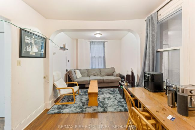 247 Queen St, Home with 5 bedrooms, 2 bathrooms and null parking in Kingston ON | Image 14