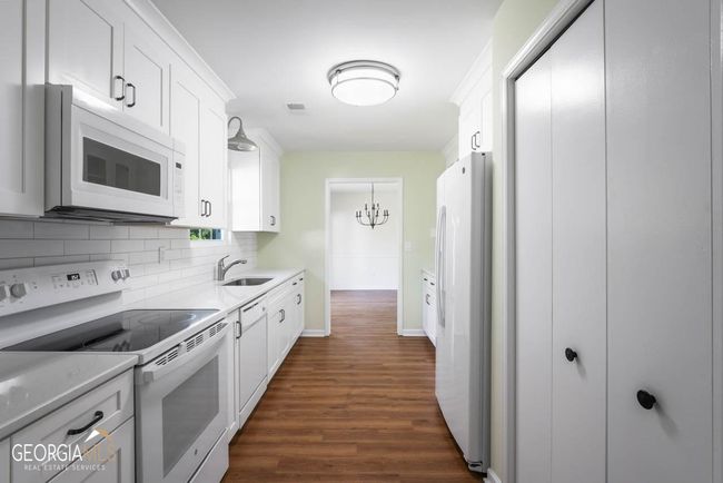 135 Long Branch Dr, House other with 8 bedrooms, 8 bathrooms and 2 parking in Locust Grove GA | Image 43