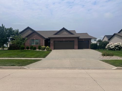 1807 Pfitzer Rd, Normal, IL, 61761-5661 | Card Image