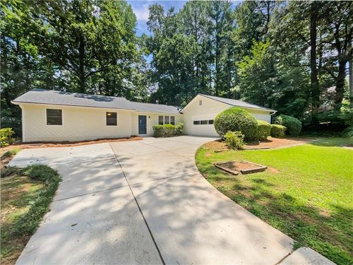 4095 Maxanne Dr Nw, Kennesaw, GA, 30144-2178 | Card Image