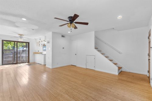 apt-130-7801 Shoal Creek Blvd, Austin, TX, 78757-1002 | Card Image