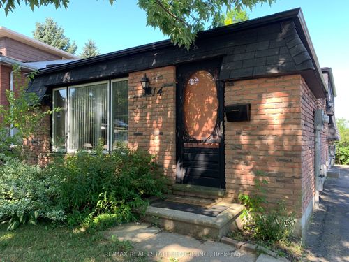 14 Sandsprings Cres, Kitchener, ON, N2E2C7 | Card Image