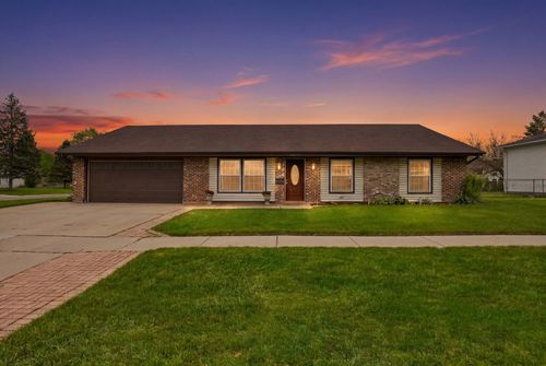 1402 Cynthia Ln, Hanover Park, IL, 60133-2209 | Card Image