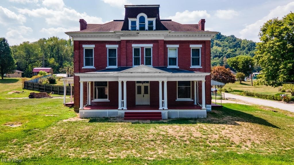 Hillview Dr, Wellsburg, WV 26070