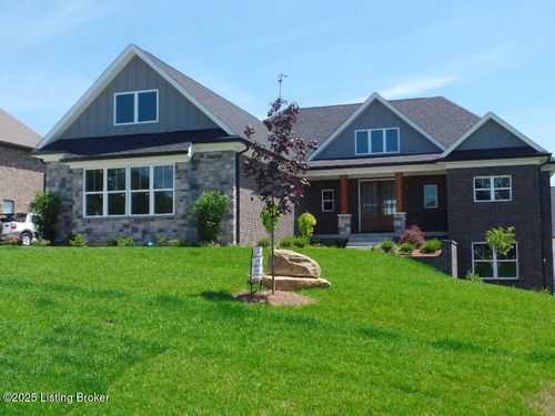 7003 Star Barn Ln, Crestwood, KY, 40014-6533 | Card Image