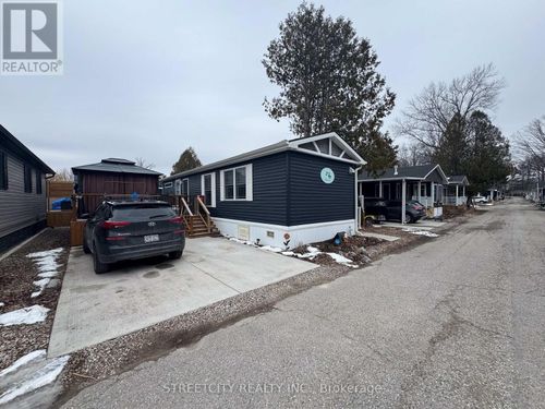 8-22790 Amiens Rd, Komoka, ON, N0L1R0 | Card Image