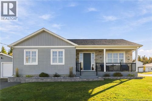 11 Joanne St, Dieppe, NB, E1A9N7 | Card Image
