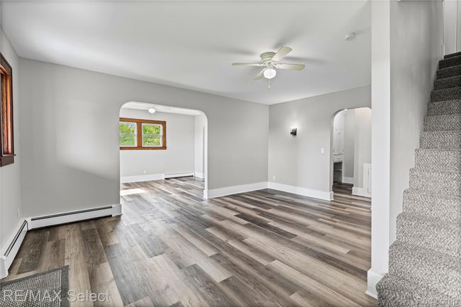 3933 East St 27.jpg | Image 26