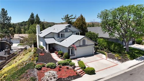 28321 Evergreen Ln, Santa Clarita, CA, 91390 | Card Image