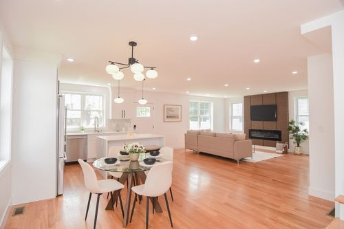 73a-73A Trowbridge St, Belmont, MA, 02478-4064 | Card Image