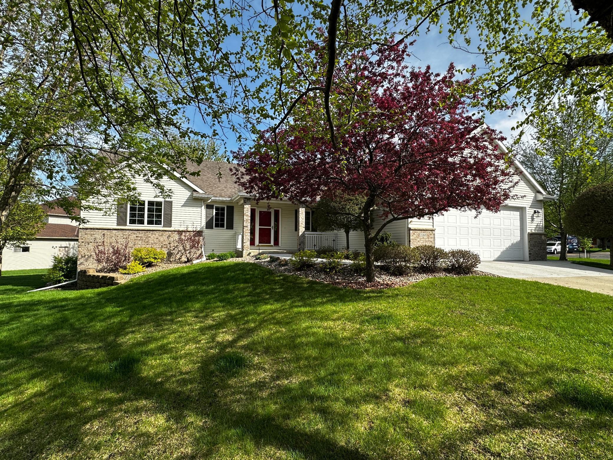 2068 Rim Rock Lane Ne, Sold in Rochester - eXp Realty