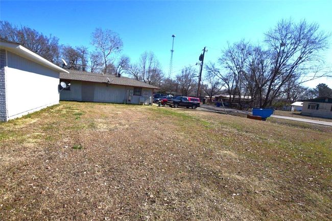 803 S Fargo St, House other with 3 bedrooms, 1 bathrooms and null parking in Muldrow OK | Image 18