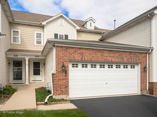 617 Grand Canyon Cir, Crystal Lake, IL, 60014-1918 | Card Image