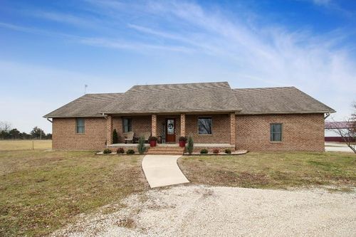 1697 19000 Road, Parsons, KS, 67357 | Card Image