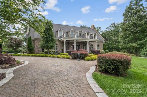 530 Sierra Trace Rd, Denton, NC, 27239-7291 | Card Image