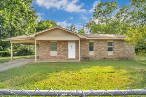 401 Durham St, Conway, AR, 72032-4613 | Card Image