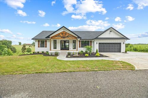 910 Meadowlark Dr, Byrdstown, TN, 38549 | Card Image