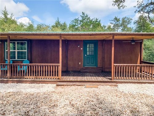 11353 Oak Lake Rd, Bryan, TX, 77808-8220 | Card Image