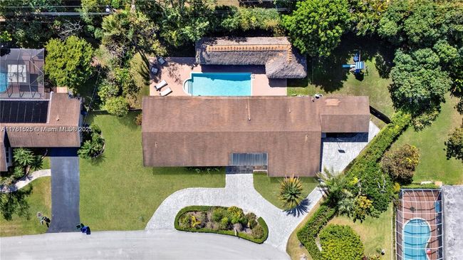 7860 Sw 134 Th St, House other with 4 bedrooms, 3 bathrooms and null parking in Pinecrest FL | Image 46