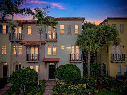 52 Via Floresta Dr, Boca Raton, FL, 33487-1583 | Card Image