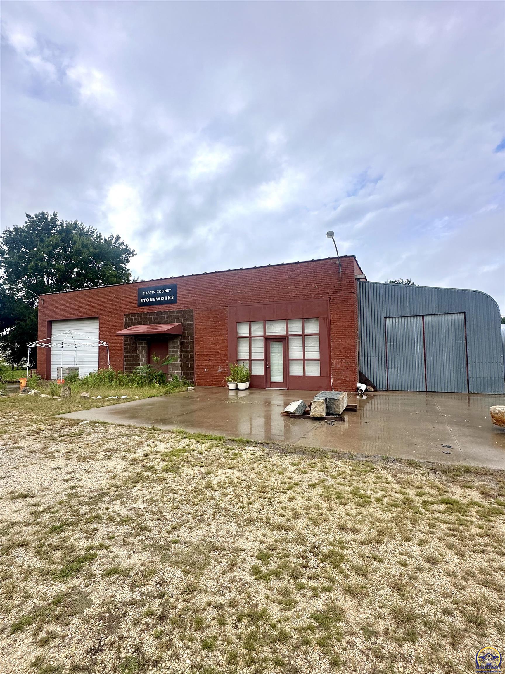 121 Liberty St, Council Grove, KS 66846