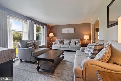 11200 Lochton St, UPPER MARLBORO, MD, 20774-1532 | Card Image