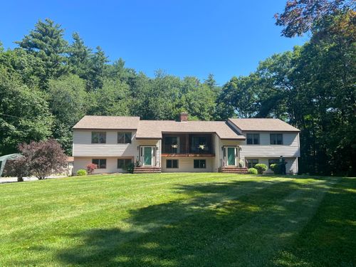 3 Shady Ln, Salem, NH, 03079-2229 | Card Image