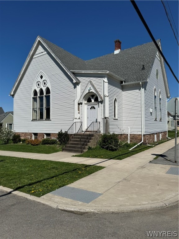 Vernon St, Middleport, NY 14105