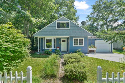 149 Sunset Pt, Cadillac, MI, 49601-9376 | Card Image