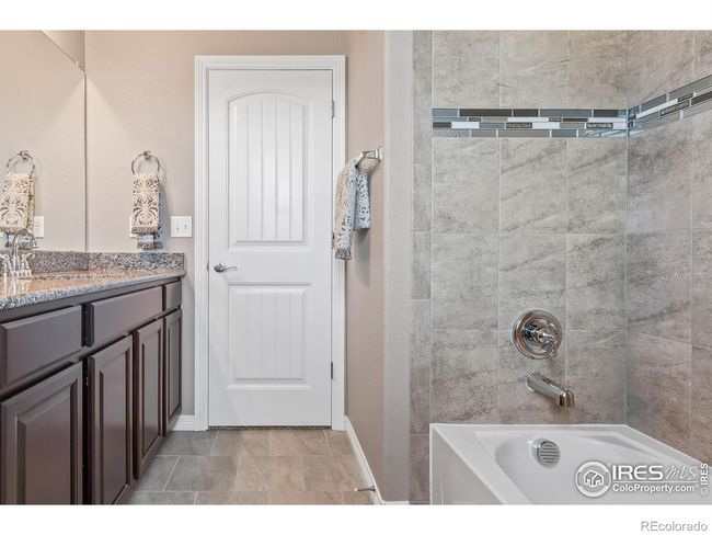 Bathroom 2 | Image 18