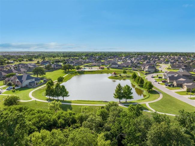2099 Positano Loop, House other with 3 bedrooms, 2 bathrooms and 2 parking in Bryan TX | Image 40
