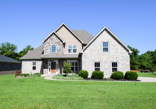216 Honeysuckle Ln, Lebanon, TN, 37087-2481 | Card Image