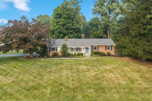 420 Bishop Hollow Rd, NEWTOWN SQUARE, PA, 19073-3922 | Card Image