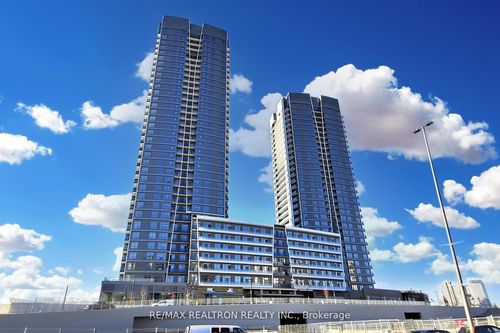 a-2211-30 Upper Mall Way, Vaughan, ON, L4J0L7 | Card Image