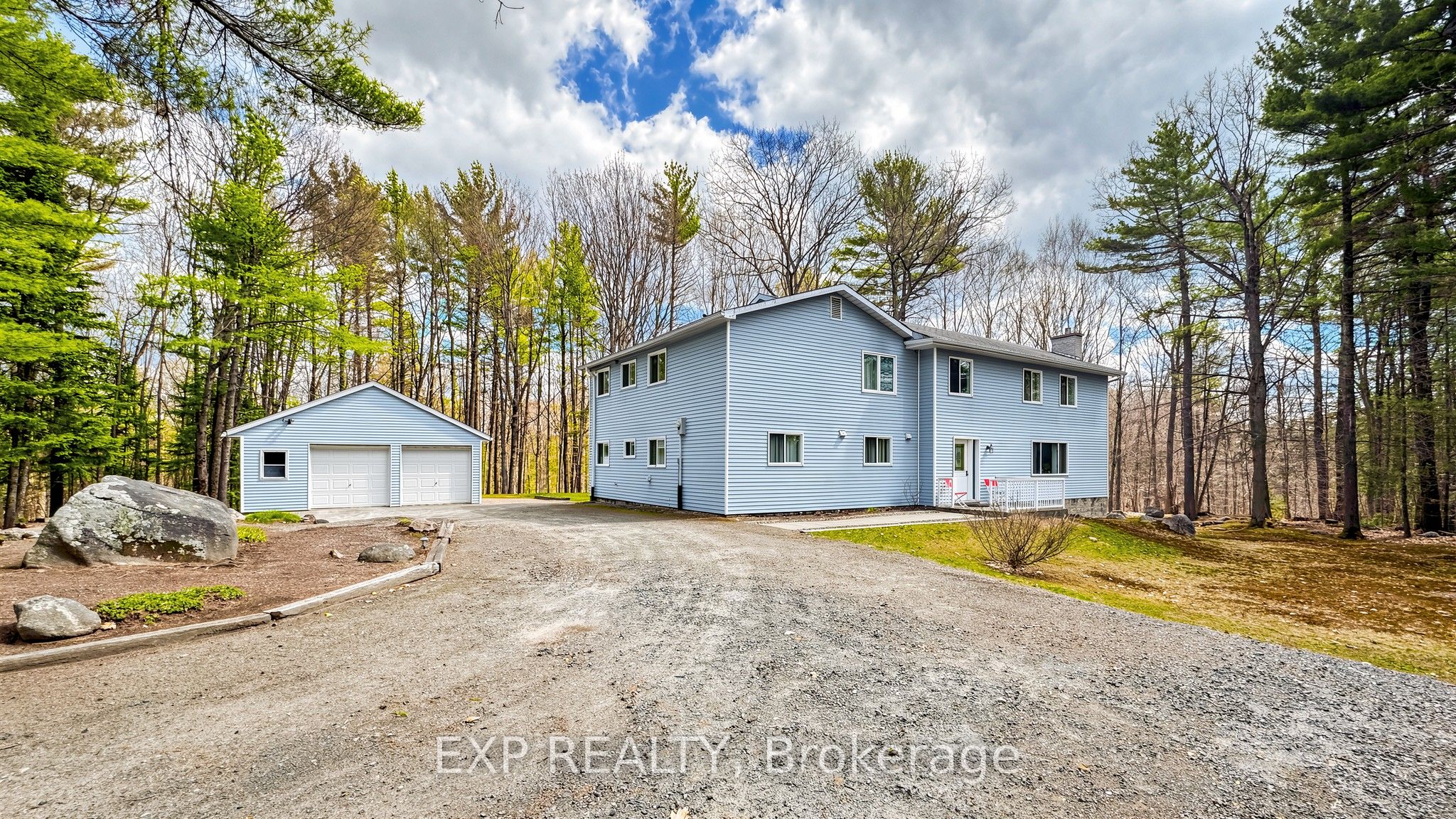 Residential in Lake of Bays 2