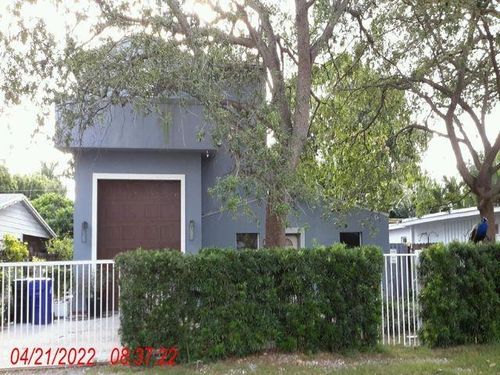 810 Sw 10th Ter, Fort Lauderdale, FL, 33315-1130 | Card Image