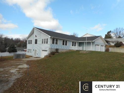 4801 Hiland Dr, Blair, NE, 68008-6242 | Card Image