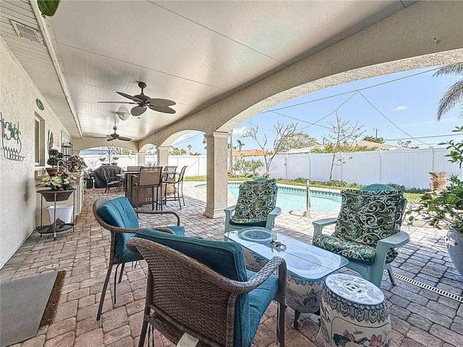 2593 W Vina Del Mar Blvd, House other with 3 bedrooms, 2 bathrooms and null parking in ST PETE BEACH FL | Image 26