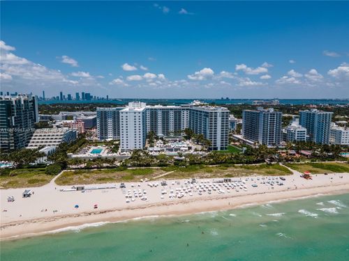 apt-303-2301 Collins Ave, Miami Beach, FL, 33139-1627 | Card Image