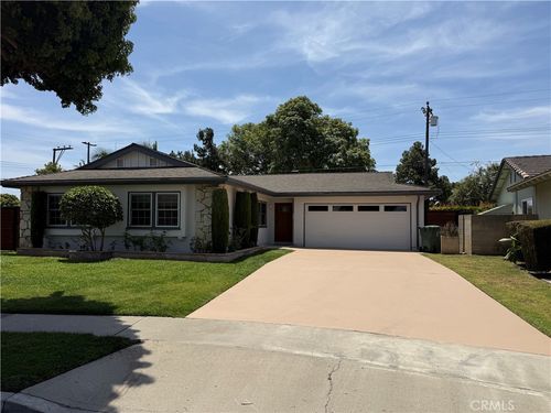 6232 Kimberly Dr, Huntington Beach, CA, 92647 | Card Image