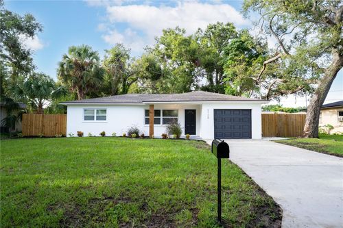 9728 53rd Ave N, St Petersburg, FL, 33708-3702 | Card Image